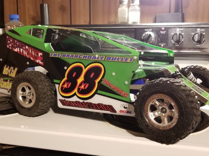 1/10 scale eastern dirt modified Lettering from Neil B, PA