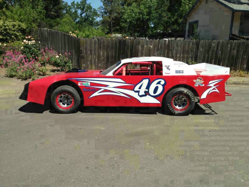 Dirt Late Model 46 and Side Accent